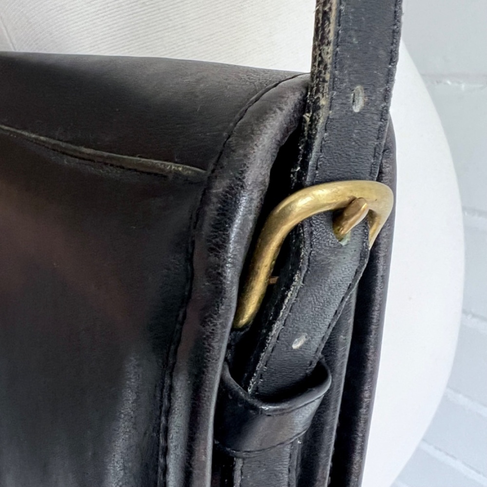 COACH Vintage Large Saddle Pouch Bag in Black - Made In New York - Picture 5 of 16